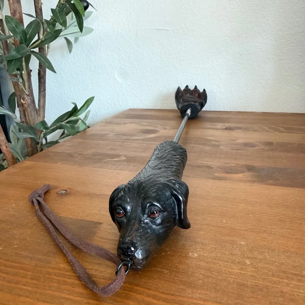 Vintage Style Black Lab Dog Head Paw Back Scratcher 18.25 Inch Long Handle